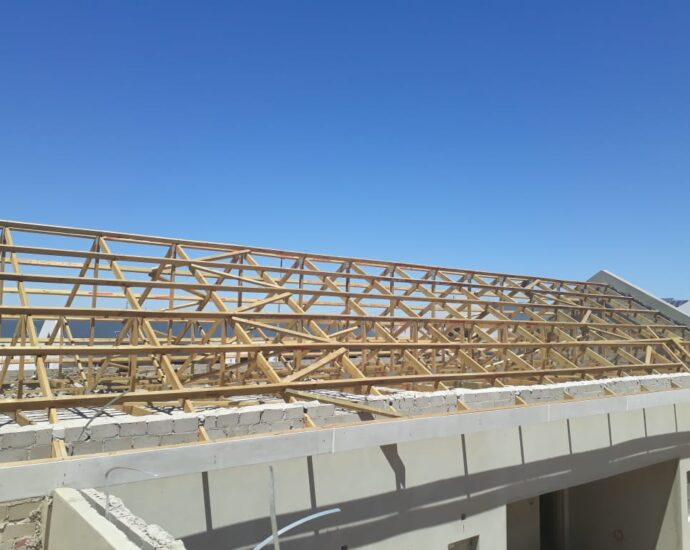 roof trusses price